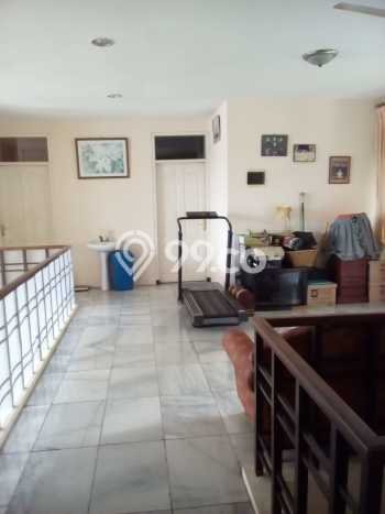 For Sale! Luxury House LT 468m2 Desain Elegan di Cibubur For Sale! Luxury House LT 468m2 Desain Elegan di Cibubur