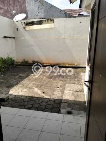 Disewakan! Rumah 3 Kamar Tidur &
2 Kamar Mandi di Harapan Indah, Bekasi Disewakan! Rumah 3 Kamar Tidur &
2 Kamar Mandi di Harapan Indah, Bekasi