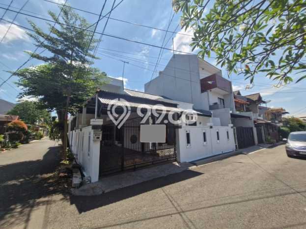 Dijual Rumah Luas Elegan Dengan View Cantik di Buaran, Jakarta Timur Dijual Rumah Luas Elegan Dengan View Cantik di Buaran, Jakarta Timur
