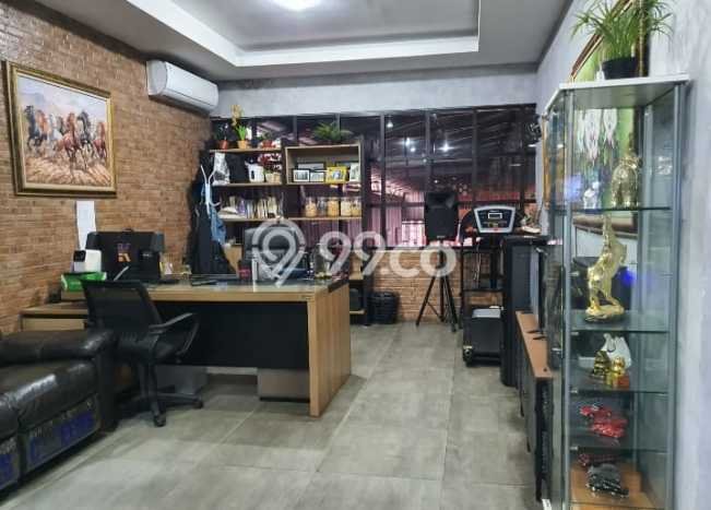 Ruko Dijual di Prime Area Jakarta Timur Luas 360m2 Ruko Dijual di Prime Area Jakarta Timur Luas 360m2