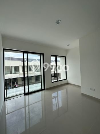 For Sale Hunian Rumah Terawat 3 Kamar di Pantai Indah Kapuk 2, Jakarta Utara For Sale Hunian Rumah Terawat 3 Kamar di Pantai Indah Kapuk 2, Jakarta Utara