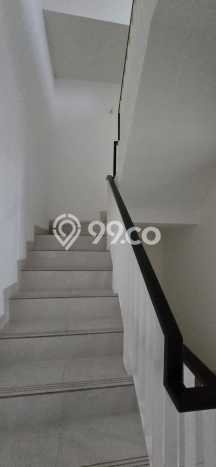 Rumah Sewa Jakarta Timur LT 70m2 LB 80m2 Kawasan Metland Menteng Rumah Sewa Jakarta Timur LT 70m2 LB 80m2 Kawasan Metland Menteng