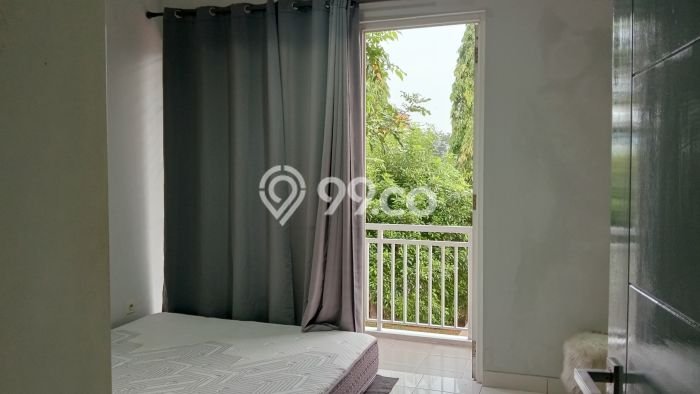 Rumah sewa siap huni 4 KT di Summarecon Bekasi, Bekasi Rumah sewa siap huni 4 KT di Summarecon Bekasi, Bekasi