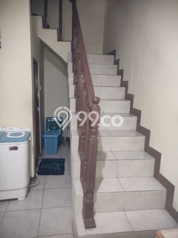 Rumah Luas Asri 4 KT Siap Pakai di Harapan Indah Bekasi Rumah Luas Asri 4 KT Siap Pakai di Harapan Indah Bekasi