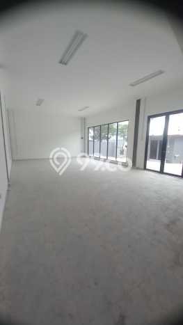 Gudang Disewakan Cepat di Lippo Cikarang Cikarang LB 1172m2 Gudang Disewakan Cepat di Lippo Cikarang Cikarang LB 1172m2