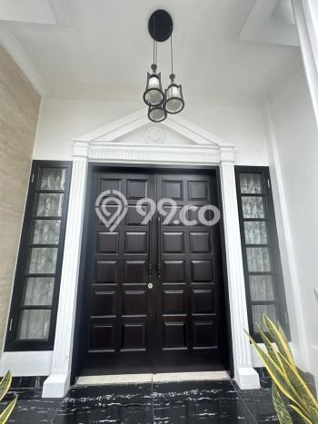 Rumah Mewah Dijual LT 141m2 di Kebon Jeruk, Jakarta Barat Rumah Mewah Dijual LT 141m2 di Kebon Jeruk, Jakarta Barat