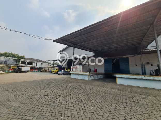 Untuk Disewa Gudang di Ciracas Jakarta Timur LT 1816m2, LB 1816m2 Untuk Disewa Gudang di Ciracas Jakarta Timur LT 1816m2, LB 1816m2