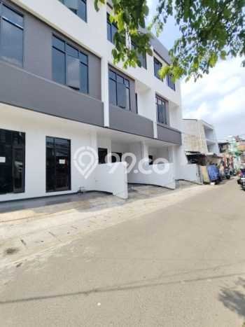 Rumah Strategis Minimalis Lb 115m2 di Kemayoran, Jakarta Pusat Rumah Strategis Minimalis Lb 115m2 di Kemayoran, Jakarta Pusat