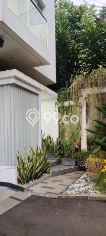 Rumah Mewah Dijual LT 96m2 di Pamulang, Tangerang Selatan Rumah Mewah Dijual LT 96m2 di Pamulang, Tangerang Selatan