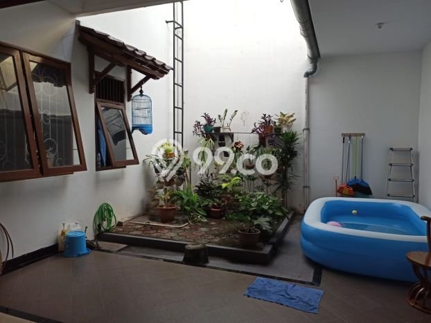 Siap Huni Rumah Mewah 6 Kamar di Jagakarsa Dekat ke Mana Saja Siap Huni Rumah Mewah 6 Kamar di Jagakarsa Dekat ke Mana Saja