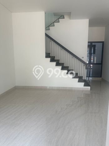 Rumah Elit Modern Tanpa Renovasi di Sentul City Bogor Rumah Elit Modern Tanpa Renovasi di Sentul City Bogor