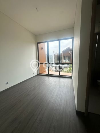 Rumah Elit Modern Tanpa Renovasi di Sentul City Bogor Rumah Elit Modern Tanpa Renovasi di Sentul City Bogor