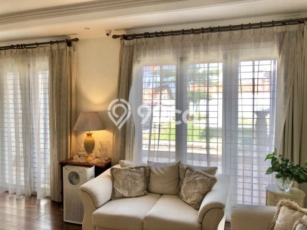 SPECIAL PRICE! Rumah Asri lokasi Lebak Bulus, LT 406m2m² Bangunan 246m2m² SPECIAL PRICE! Rumah Asri lokasi Lebak Bulus, LT 406m2m² Bangunan 246m2m²