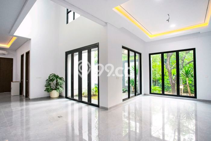 For Sale Rumah Mewah Exclusive di BSD, Tangerang Selatan For Sale Rumah Mewah Exclusive di BSD, Tangerang Selatan