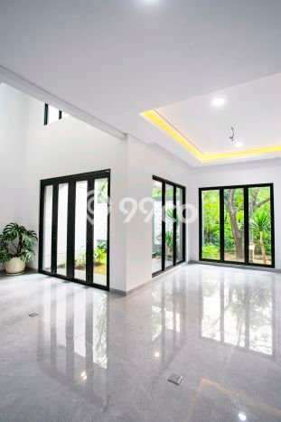 For Sale Rumah Mewah Exclusive di BSD, Tangerang Selatan For Sale Rumah Mewah Exclusive di BSD, Tangerang Selatan