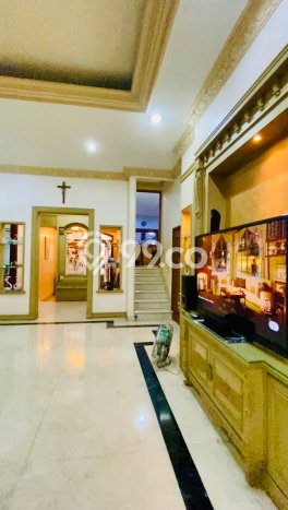 Hunian Mewah LB 372m2 Siap Huni Desain Elegan di Sunter, Jakarta Utara Hunian Mewah LB 372m2 Siap Huni Desain Elegan di Sunter, Jakarta Utara