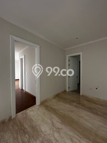 Rumah Luxury Modern Tanpa Renovasi di Pondok Indah Jakarta Selatan Rumah Luxury Modern Tanpa Renovasi di Pondok Indah Jakarta Selatan
