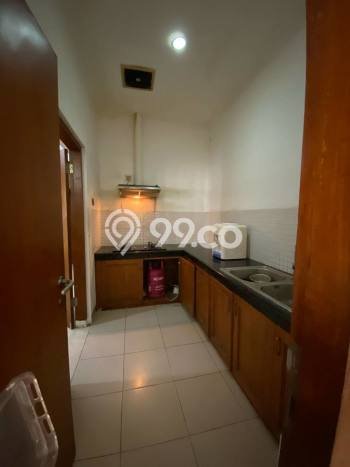 Hunian 5 Kamar Lengkap Disewakan di Menteng Harga Kompetitif Hunian 5 Kamar Lengkap Disewakan di Menteng Harga Kompetitif