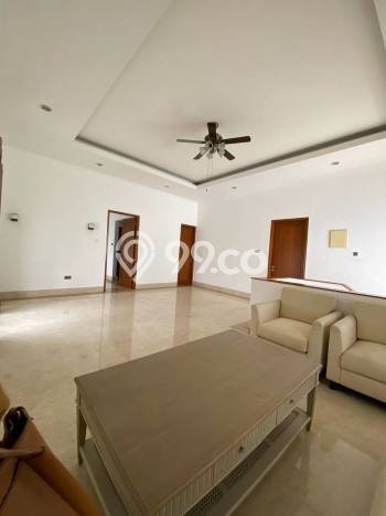 Hunian 5 Kamar Lengkap Disewakan di Menteng Harga Kompetitif Hunian 5 Kamar Lengkap Disewakan di Menteng Harga Kompetitif