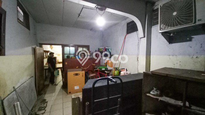 Rumah Eksklusif Siap Huni LT 429m2 di Menteng, Jakarta Pusat Rumah Eksklusif Siap Huni LT 429m2 di Menteng, Jakarta Pusat