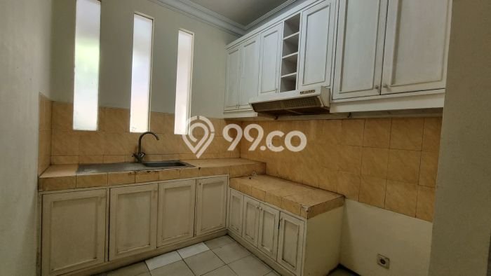 Sewa Rumah Nyaman di Menteng Siap Pakai dan Strategis Sewa Rumah Nyaman di Menteng Siap Pakai dan Strategis