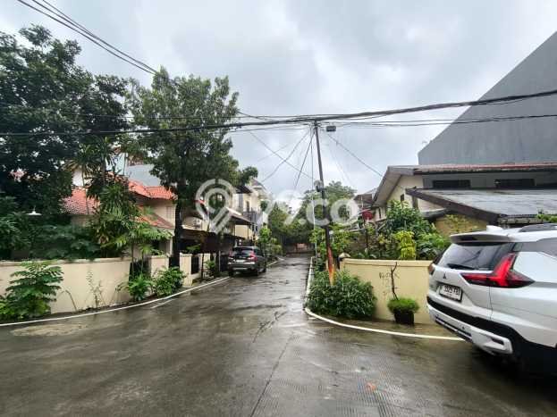 Dijual Rumah Mewah Elegan Dengan View Cantik di Pejompongan, Jakarta Pusat Dijual Rumah Mewah Elegan Dengan View Cantik di Pejompongan, Jakarta Pusat