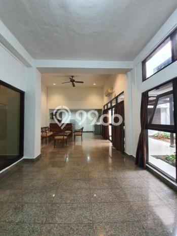 Sewa Rumah Modern di Menteng Siap Pakai dan Kondisi Bagus Sewa Rumah Modern di Menteng Siap Pakai dan Kondisi Bagus