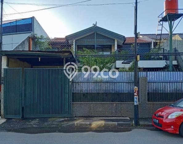 Rumah Eksklusif Dijual LT 238m2 di Menteng, Jakarta Pusat Rumah Eksklusif Dijual LT 238m2 di Menteng, Jakarta Pusat