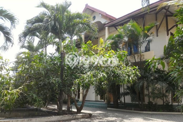 Hunian Mewah Dijual LT 850m2 di Buduran, Sidoarjo Hunian Mewah Dijual LT 850m2 di Buduran, Sidoarjo