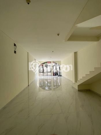 Unit Ruko Dijual di Jakarta Selatan LT 90m2 & LB 270m2 Unit Ruko Dijual di Jakarta Selatan LT 90m2 & LB 270m2