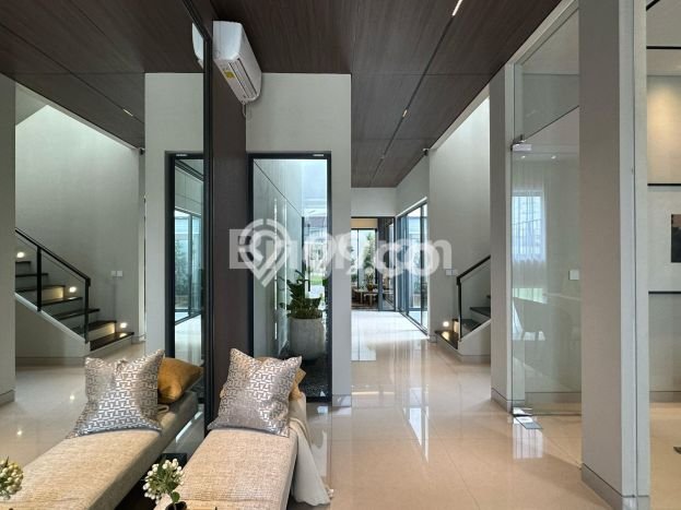 Best Deal Hunian Premium Ideal dan Luas di Lakarsantri, Surabaya Best Deal Hunian Premium Ideal dan Luas di Lakarsantri, Surabaya