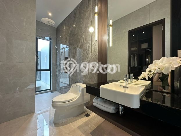 Best Deal Hunian Premium Ideal dan Luas di Lakarsantri, Surabaya Best Deal Hunian Premium Ideal dan Luas di Lakarsantri, Surabaya