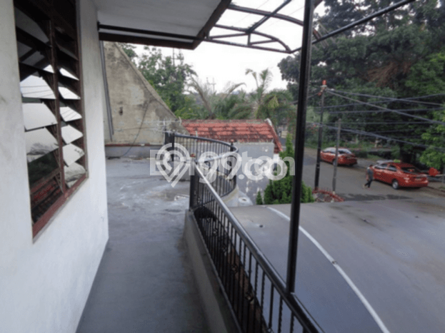 Dijual! Komersial di Ketintang Surabaya LT 352m2 / LB 250m2 Kawasan Bisnis Dijual! Komersial di Ketintang Surabaya LT 352m2 / LB 250m2 Kawasan Bisnis