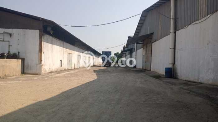 Gudang untuk disewa di Karawang Timur punya LT 5000m2 & LB 1500m2 harga sewa kompetitif Gudang untuk disewa di Karawang Timur punya LT 5000m2 & LB 1500m2 harga sewa kompetitif