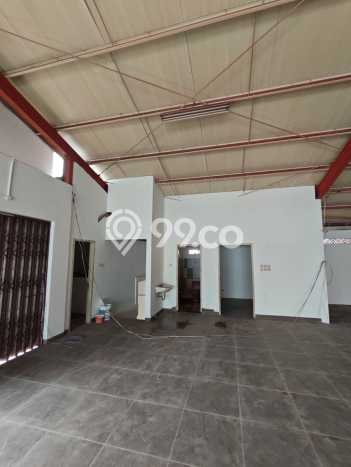 Area Strategis! Disewakan Gudang Lokasi Tangerang, Tangerang Cocok untuk Bisnis Area Strategis! Disewakan Gudang Lokasi Tangerang, Tangerang Cocok untuk Bisnis