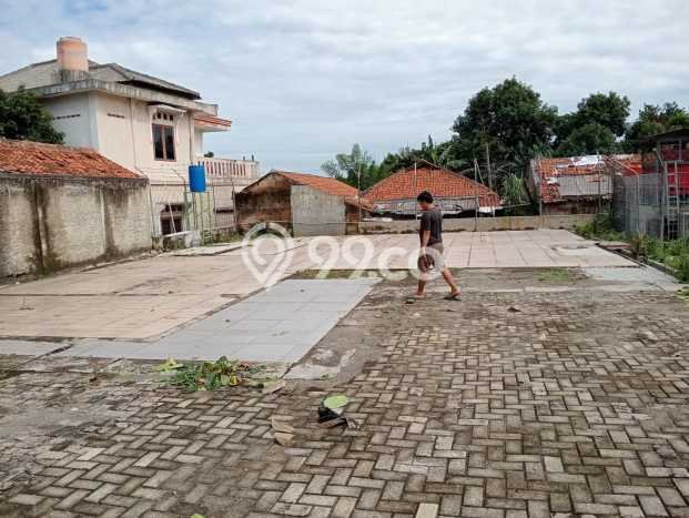 Disewakan Tanah Lokasi Strategis di Serpong Tangerang Selatan 1200m2 Disewakan Tanah Lokasi Strategis di Serpong Tangerang Selatan 1200m2