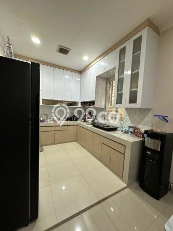 For Sale Rumah 3 Kamar Lokasi Ideal Bagus dan Strategis di BSD For Sale Rumah 3 Kamar Lokasi Ideal Bagus dan Strategis di BSD