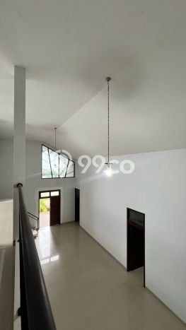 Hunian Mewah LB 550m2 Siap Pakai Desain Elegan di Tanah Kusir, Jakarta Selatan Hunian Mewah LB 550m2 Siap Pakai Desain Elegan di Tanah Kusir, Jakarta Selatan