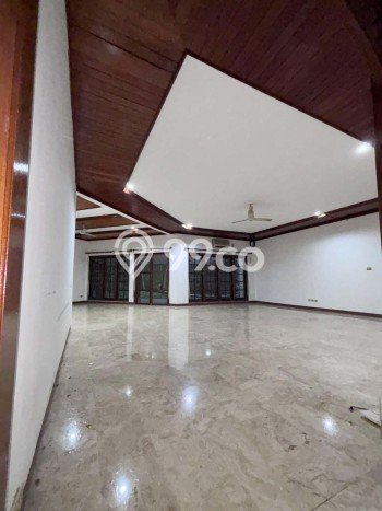 Sewa Rumah Murah di Pejaten Jakarta Selatan Punya 4 Kamar Tidur Sewa Rumah Murah di Pejaten Jakarta Selatan Punya 4 Kamar Tidur