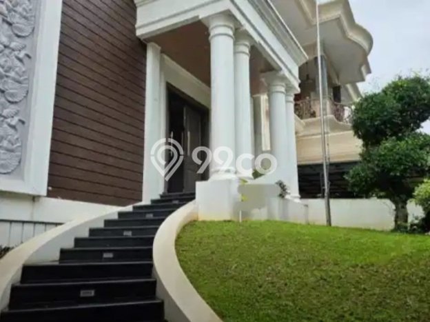 Rumah Eksklusif Dijual LT 375m2 di BSD, Tangerang Selatan Rumah Eksklusif Dijual LT 375m2 di BSD, Tangerang Selatan