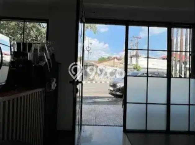 Dijual Rumah Premium dengan Fasilitas Sekitar Komplit di Kebayoran Lama, Jakarta Selatan Dijual Rumah Premium dengan Fasilitas Sekitar Komplit di Kebayoran Lama, Jakarta Selatan