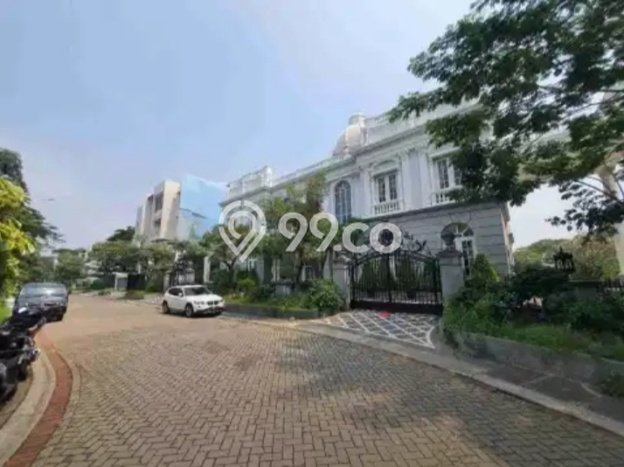 For Sale Rumah Mewah Exclusive di Penjaringan, Jakarta Utara For Sale Rumah Mewah Exclusive di Penjaringan, Jakarta Utara