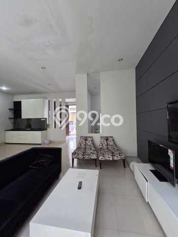 Rumah Cantik Siap Huni Di Wiyung Luas 198m2 Lokasi Strategis Rumah Cantik Siap Huni Di Wiyung Luas 198m2 Lokasi Strategis