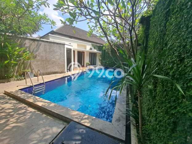 Ready to Use! Luxury House LT 781m2 Desain Elegan di Radio Dalam Ready to Use! Luxury House LT 781m2 Desain Elegan di Radio Dalam