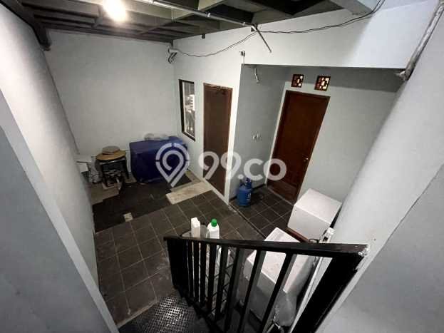 Hunian Elit LB 420m2 Siap Pakai Desain Elegan di Bintaro, Tangerang Selatan Hunian Elit LB 420m2 Siap Pakai Desain Elegan di Bintaro, Tangerang Selatan
