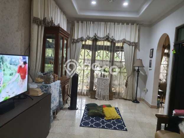 Dijual Cepat Rumah Bagus Siap Huni LB 224m2 di Pasar Rebo, Jakarta Timur Dijual Cepat Rumah Bagus Siap Huni LB 224m2 di Pasar Rebo, Jakarta Timur