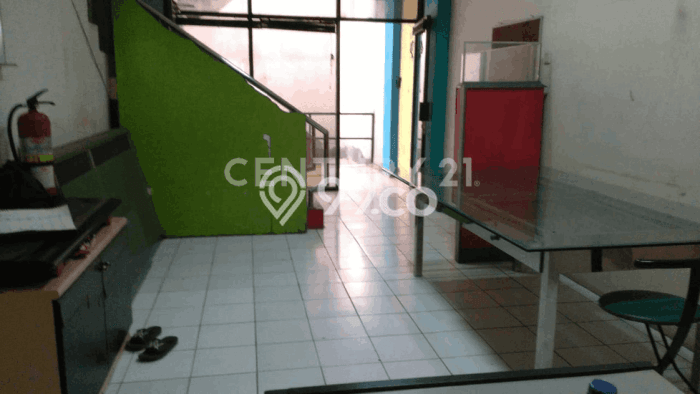 KEUNTUNGAN BERLIPAT! Ruko Kawasan Cideng, Luas 260m2m², Pusat Bisnis KEUNTUNGAN BERLIPAT! Ruko Kawasan Cideng, Luas 260m2m², Pusat Bisnis