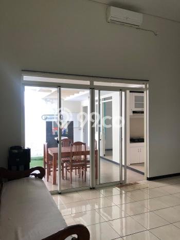 Jarang Ada! Rumah Sewa 3 Kamar Bagus Siap Huni Kota Baru Parahyangan Jarang Ada! Rumah Sewa 3 Kamar Bagus Siap Huni Kota Baru Parahyangan