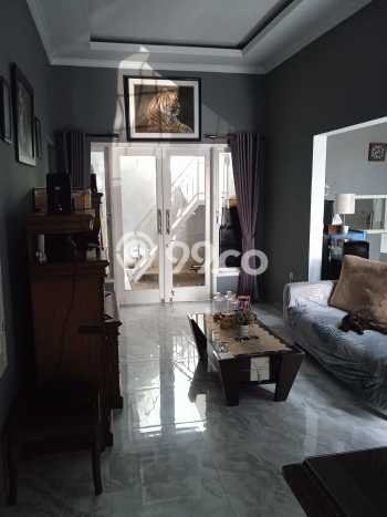 Rumah Modern 4 KT LT 206m2 di Kota Baru Parahyangan Rumah Modern 4 KT LT 206m2 di Kota Baru Parahyangan