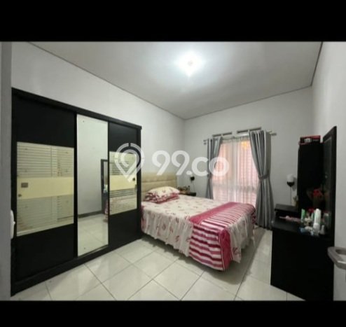 Disewakan! Rumah 3 Kamar Tidur &
1 Kamar Mandi di Kota Baru Parahyangan, Bandung Disewakan! Rumah 3 Kamar Tidur &
1 Kamar Mandi di Kota Baru Parahyangan, Bandung